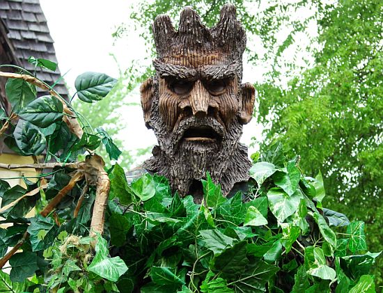 amazing tree sculptures 10 amazing tree sculptures 10