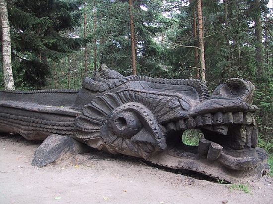 amazing tree sculptures 17 amazing tree sculptures 17