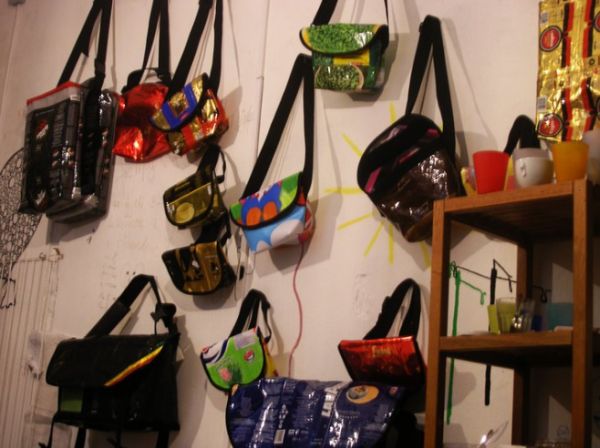 bags and wallets made from trash 4 vqmml 24429