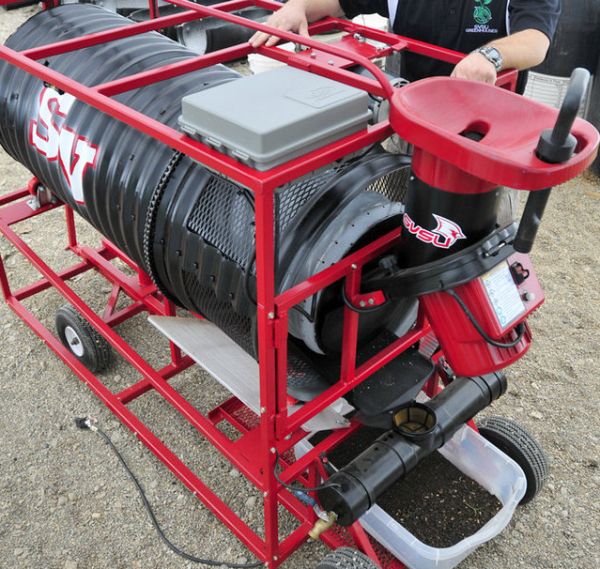 Compost machine designed by SVSU students Compost machine designed by SVSU students