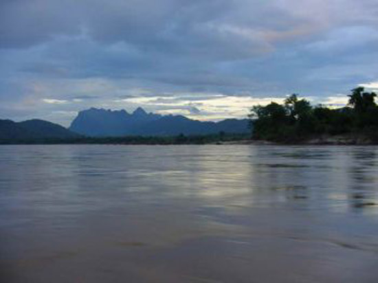 mekong river in southeast asia 2csfb 17620