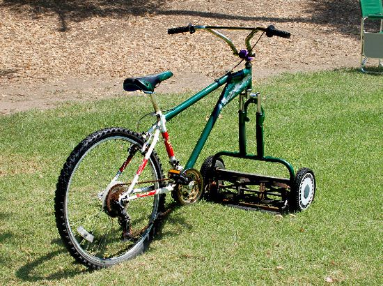 pedal powered lawnmower