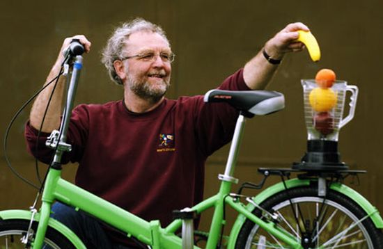 pedal powered smoothie maker