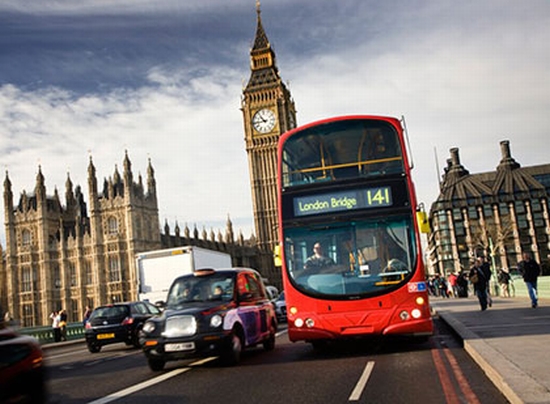 volvo hybrid double decker bus london2