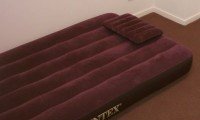 Guest_Bed_Type_Air_Mattress_With_Fake_Felt