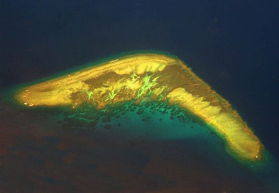 boomerang shaped island