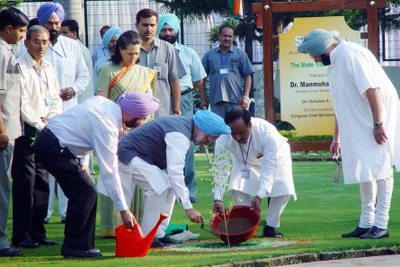 manmohan singh initiates green india plan manmohan singh initiates green india plan