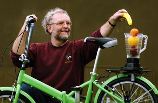 pedal powered smoothie maker pedal powered smoothie maker